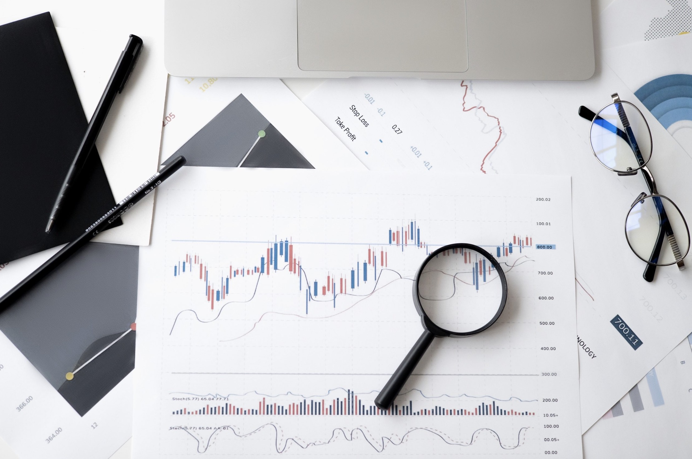 ボリバンとRSIの古典的な手法でずっと勝ててる