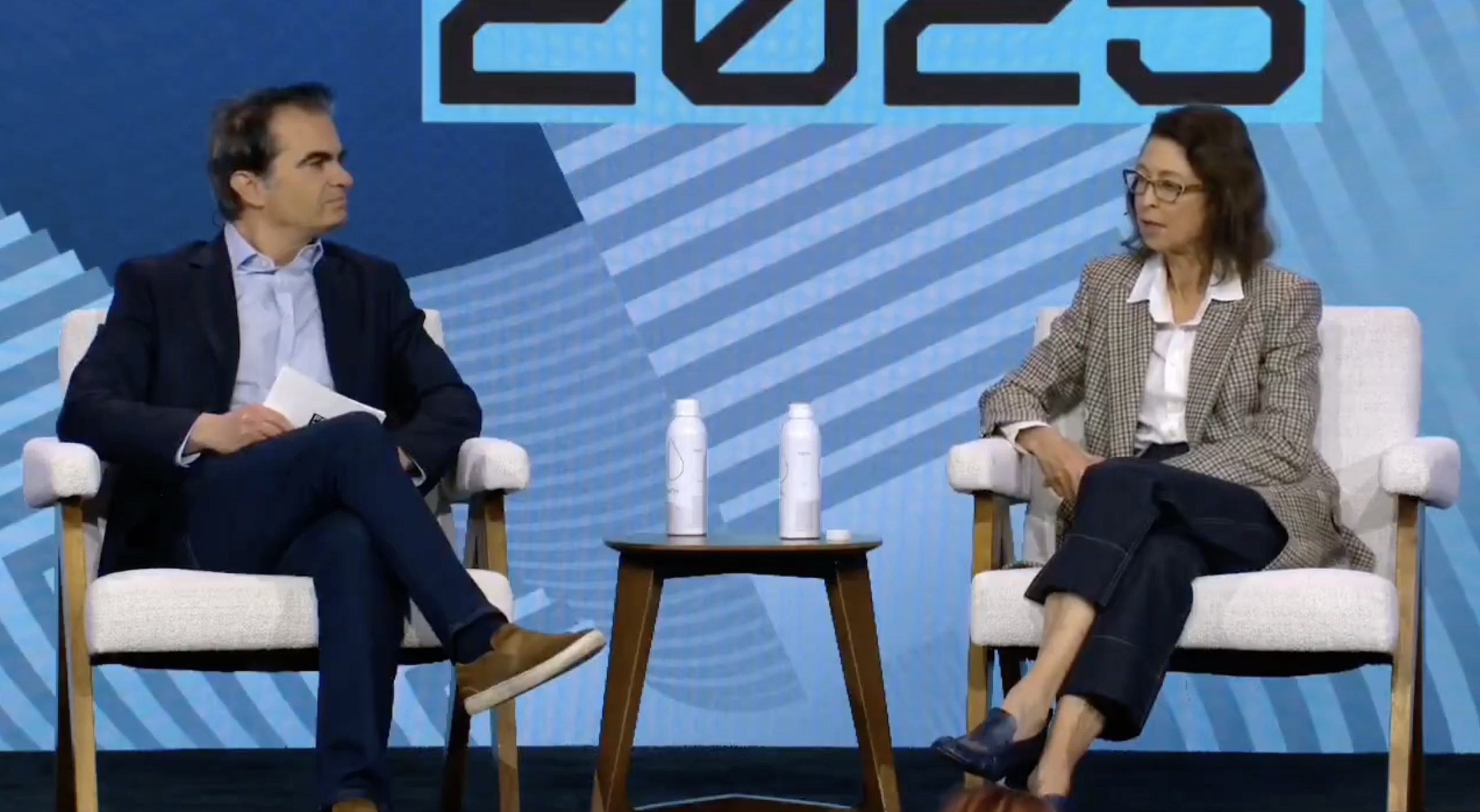 ウォール街の女帝 Fidelity CEO、アビゲイル・ジョンソンがBITCOINをガチホしている事を公言「BTCは金本位制だ」