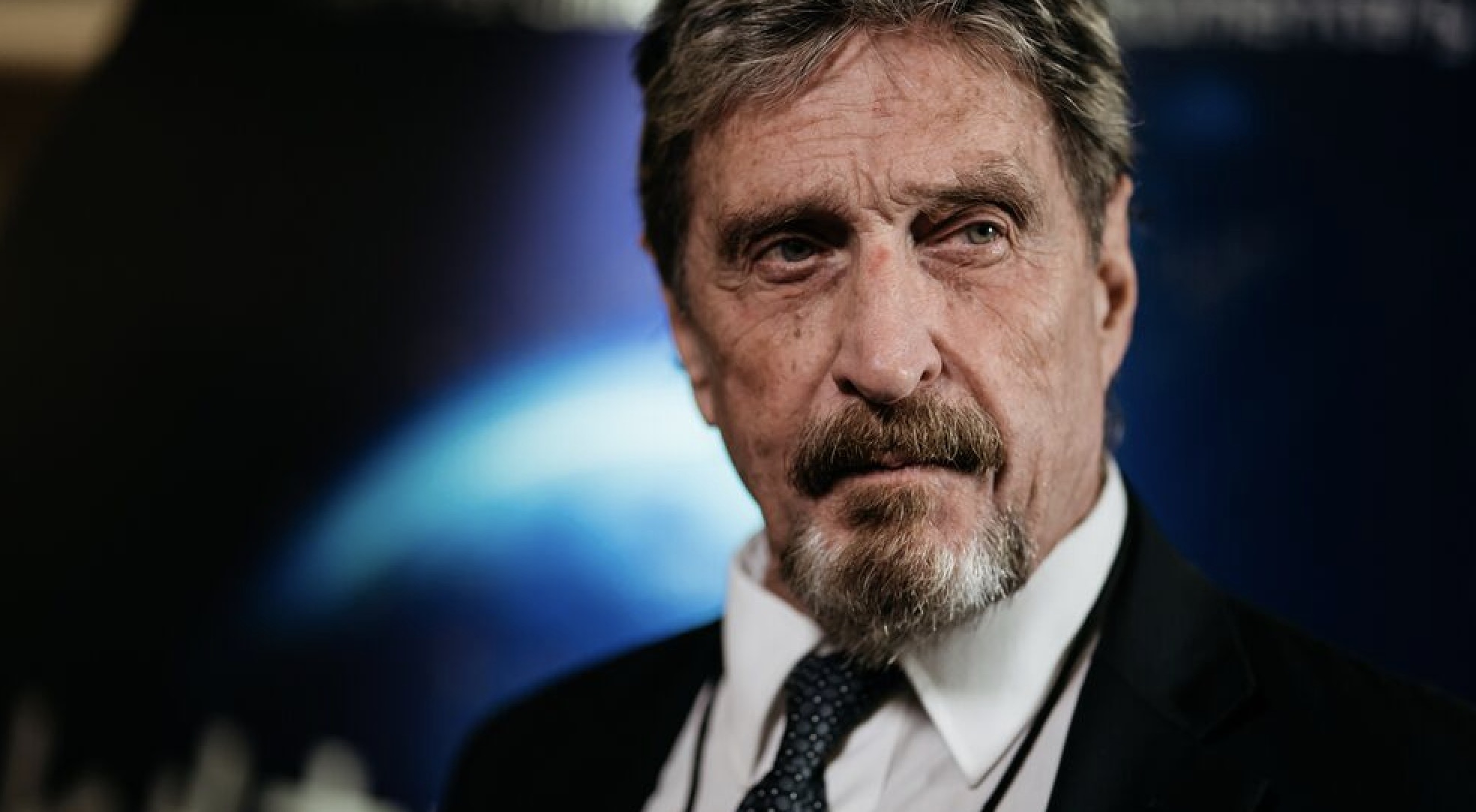 ジョン・マカフィー「ビットコインが10万ドルを突破したら、100万ドルに達するに違いないと賭けてもいい」